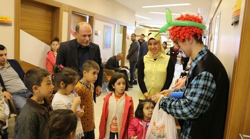 Medical Park Hastanesinde 23 Nisan Coşkusu