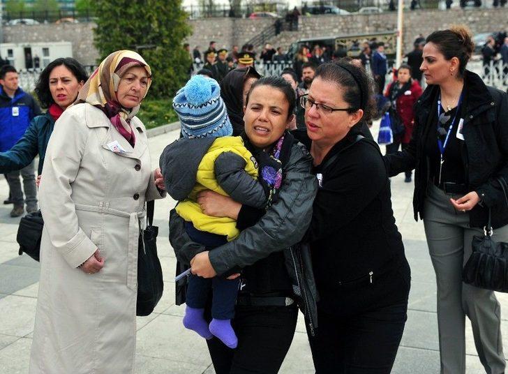 Şehit Eşinin Üniformasıyla Törene Katıldı, Sözleri Yürekleri Dağladı G2