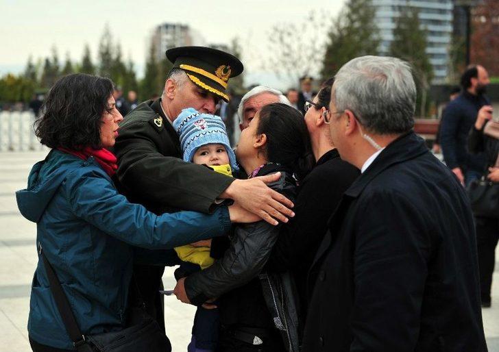 Şehit Eşinin Üniformasıyla Törene Katıldı, Sözleri Yürekleri Dağladı G3