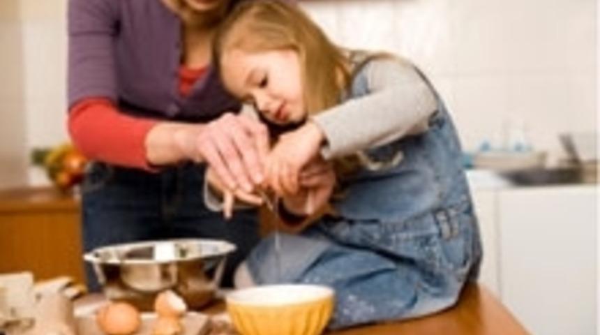 &Ccedil;ocuğunuzu Mutfakta Eğitin