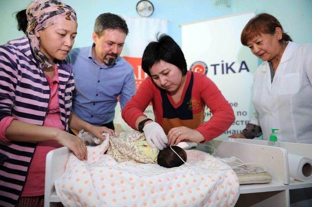 Tika Kırgızistan&rsquo;da İşitme Tarama Sistemi Kuruyor 2