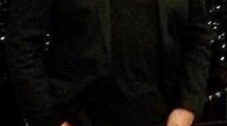 D&uuml;ğ&uuml;n Salonu Ve Lokanta Sahibi, Otomobilinde &Ouml;ld&uuml;r&uuml;ld&uuml;