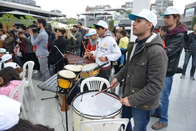 “barış İçin Müzik Orkestraları”ndan Muhteşem Konser