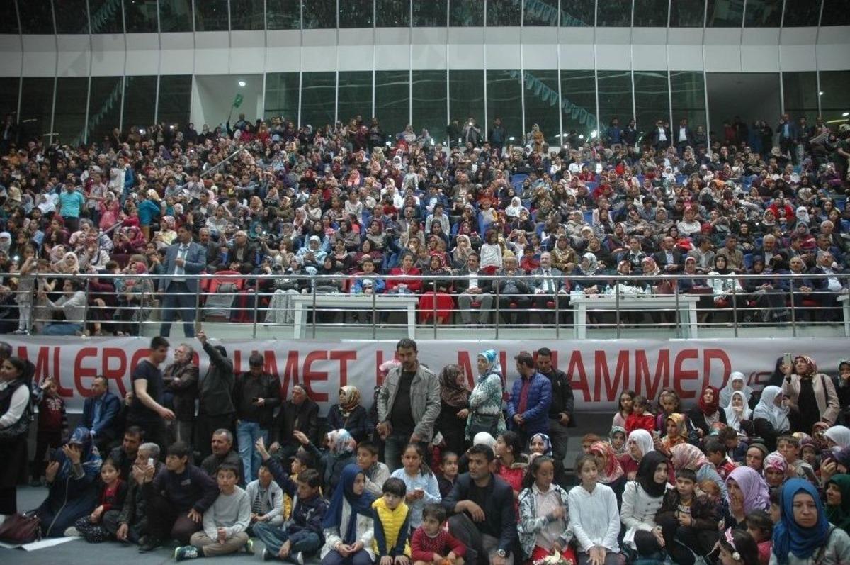 Tuşba Belediyesinin Mevlit Programı Yoğun Katılımla Ger&ccedil;ekleşti