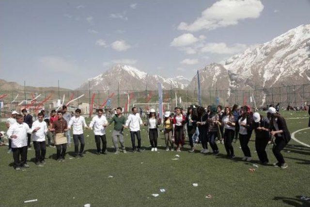 Hakkari'de 'ters Lale' Şenliği