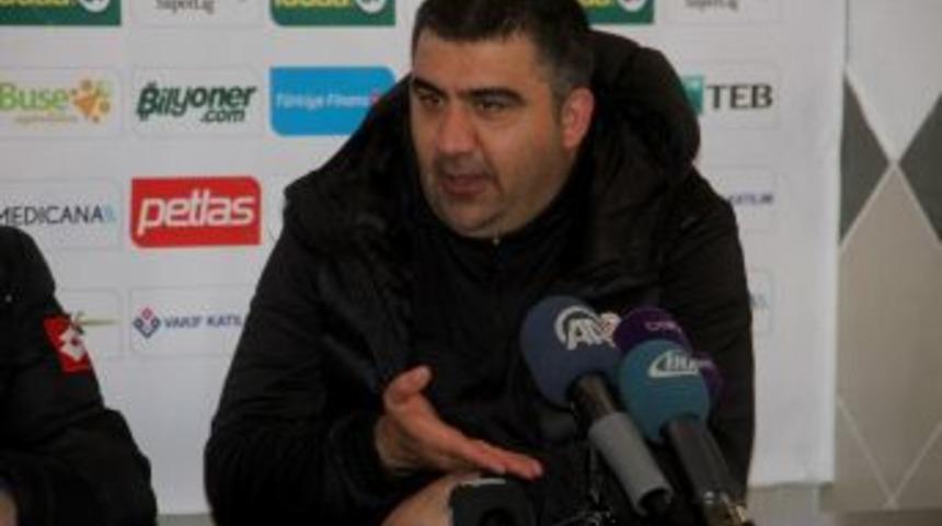 &Uuml;mit &Ouml;zat: "hedef B&uuml;y&uuml;yor"