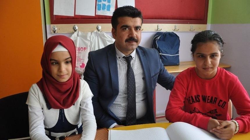 G&ouml;rme Engelli &Ouml;ğrenciler Geleceğe Hazırlanıyor