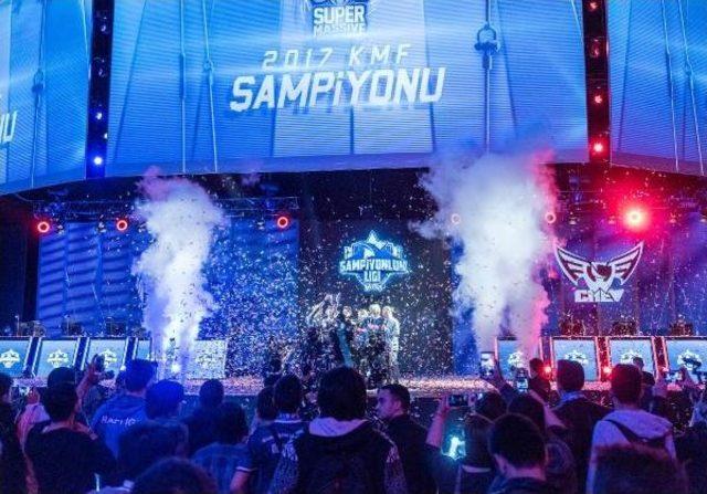 League Of Legends 2017 Kış Mevsimi Finali'nde Şampiyon Supermassive