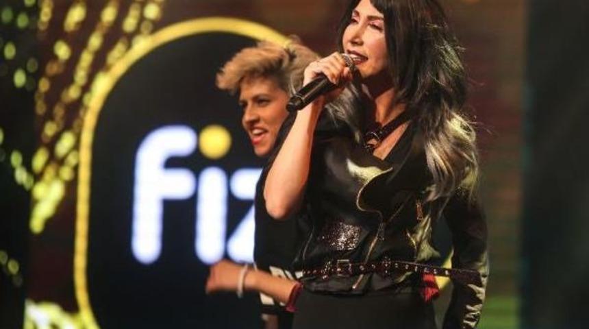 Liseler Arası M&uuml;zik Yarışması&rsquo;Nda Duayenler &Ouml;d&uuml;l Verdi