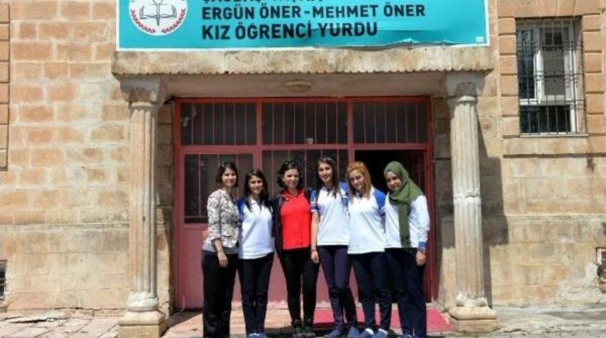 Aydın Doğan Vakfı'ndan Midyat Kız &Ouml;ğrenci Yurdu'na G&ouml;kkuşağı Salonu