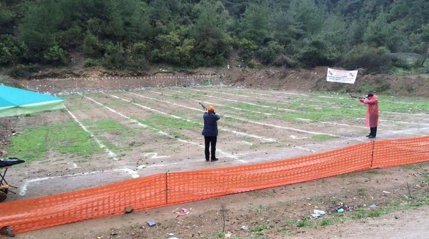 &Ccedil;erkeşli K&ouml;y&uuml; Avcılar Kul&uuml;b&uuml; &rsquo;avcı Bayramı Ve Atış M&uuml;sabakası&rsquo; D&uuml;zenledi