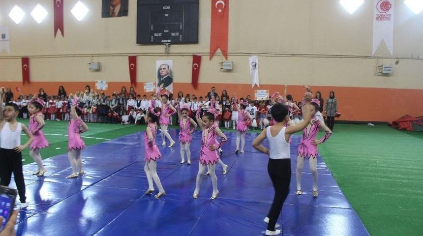 Ardahan&rsquo;da 23 Nisan Coşkusu