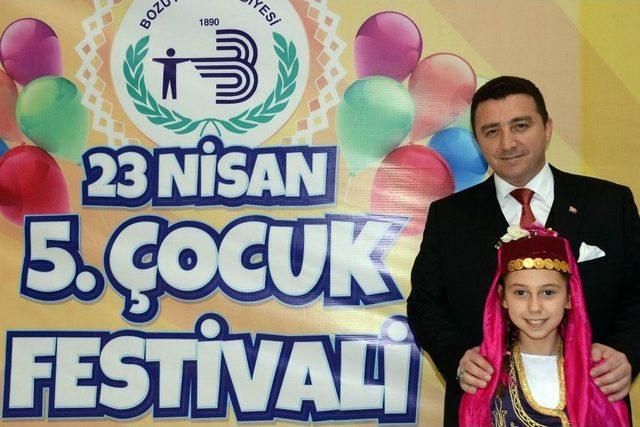 Bozüyük’te 5. Çocuk Festivali’nde Çocuklar Doyasıya Eğlendi