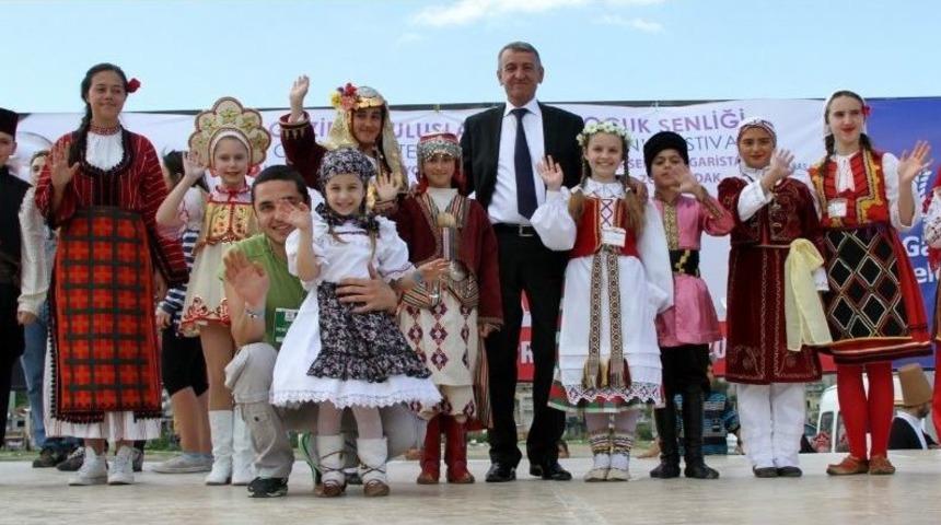 Gaziemir Belediyesi’nden Çarpıcı 23 Nisan Videosu