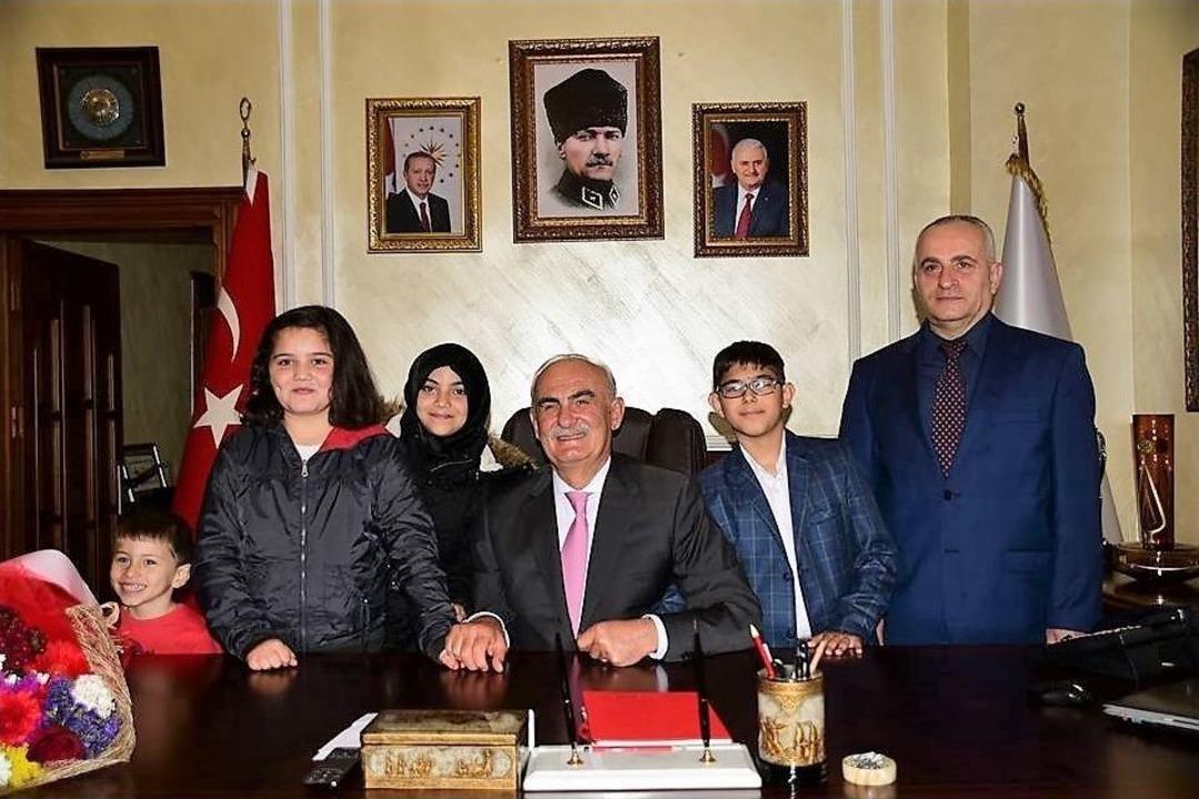 Başkan Yılmaz&rsquo;ın 23 Nisan Konukları