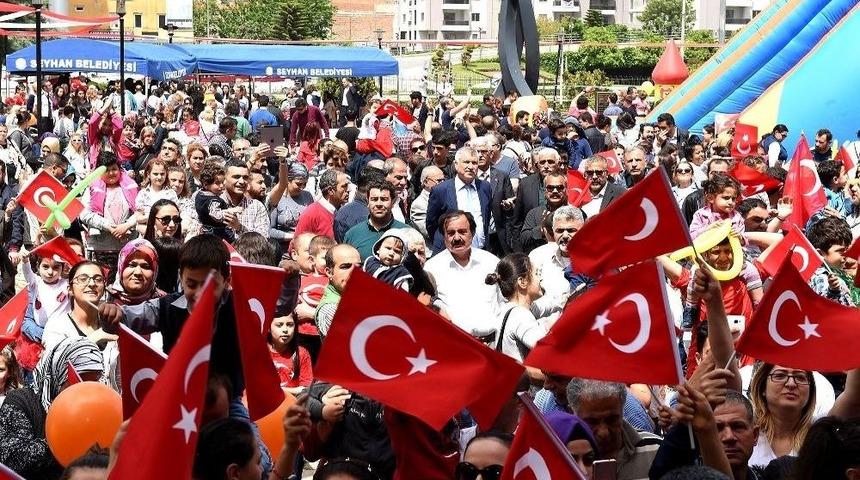 &Ccedil;ocuklar 23 Nisan Şenliği&rsquo;nde Buluştu