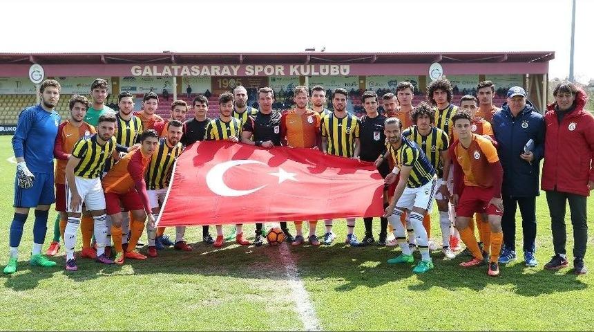 G&uuml;n&uuml;n İlk Derbisi Fenerbah&ccedil;e&rsquo;nin