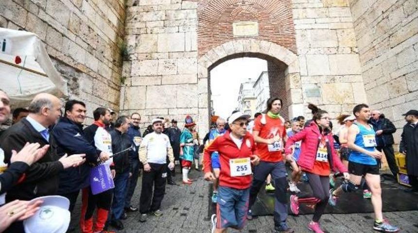 Bursa Osmangazi Yarı Maratonu Kenyalılar'ın
