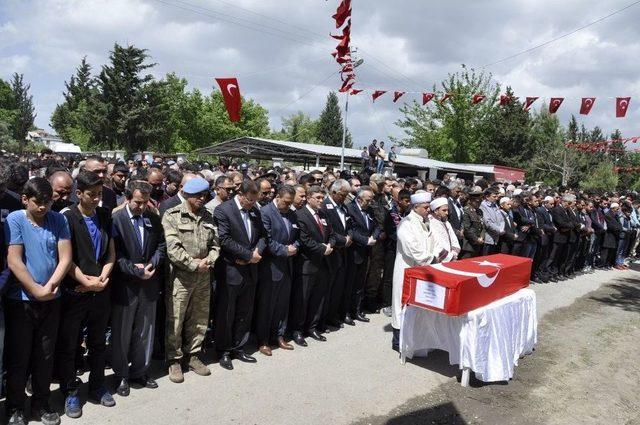 Hataylı Şehit Uzman Çavuş Son Yolculuğuna Uğurlandı