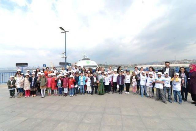 Turmepa Ve İdo Denizi Görmemiş İstanbul Çocuklarını Denizle Tanıştırdı
