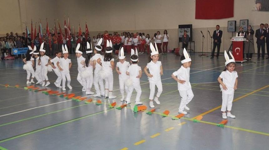 G&ouml;lbaşı İl&ccedil;esinde 23 Nisan Coşkuyla Kutlandı