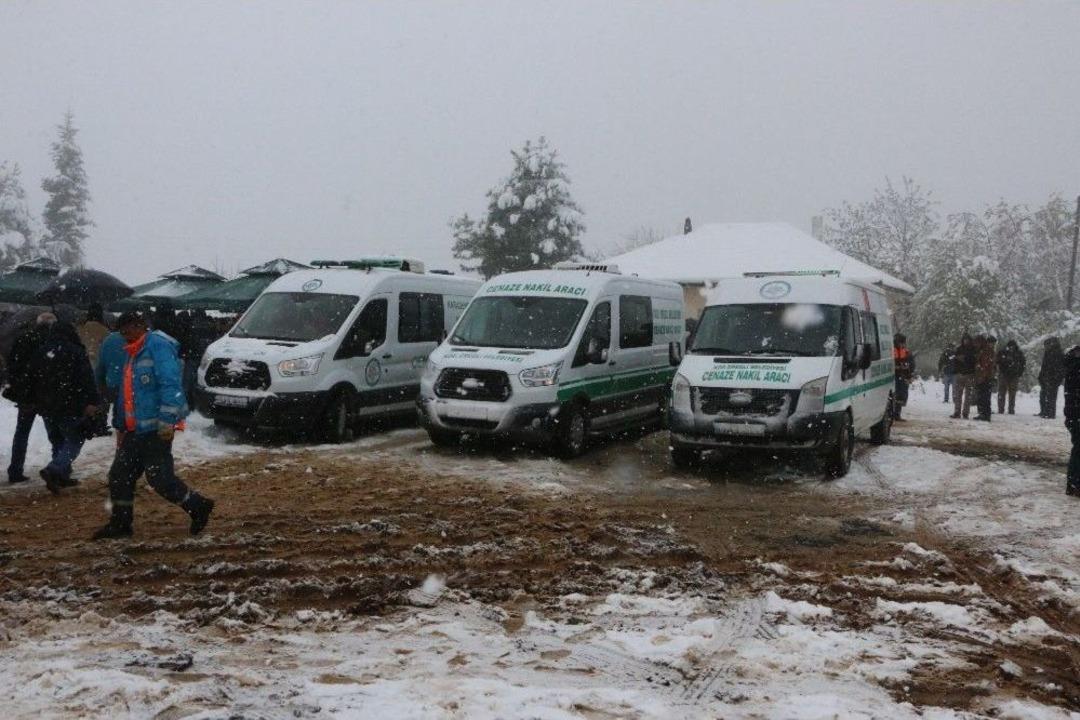 Midib&uuml;s Faciasında &Ouml;lenler Son Yolculuğuna Uğurlandı