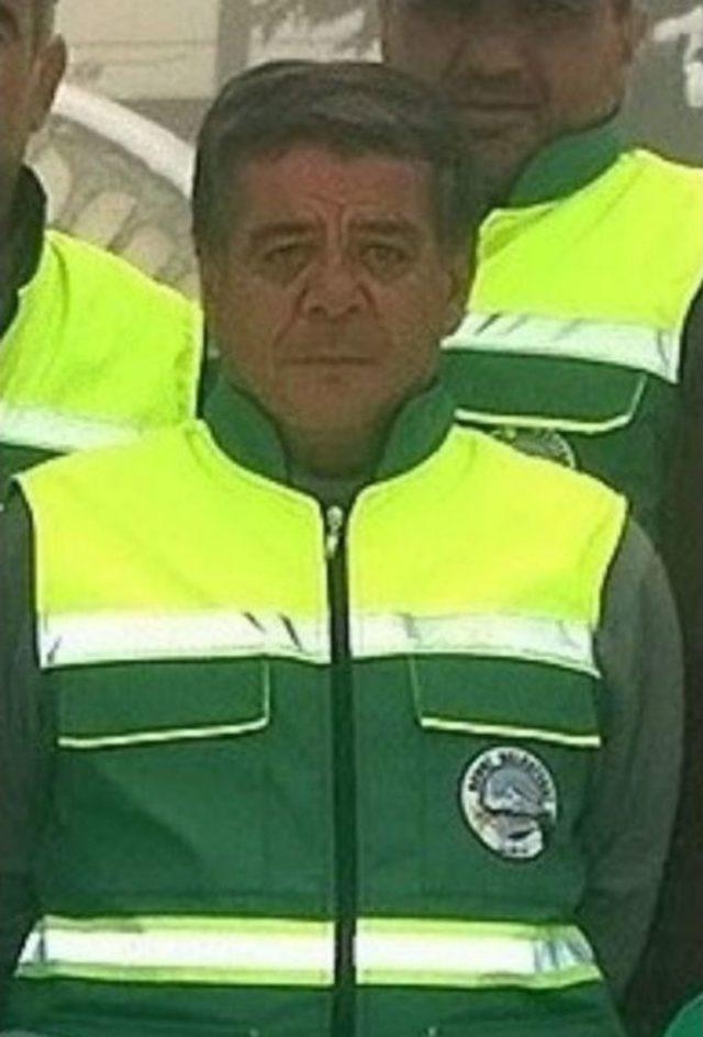 Kafasında Bıçak Darbeleri Olan Belediye İşçisi Tarlada Ölü Bulundu 1