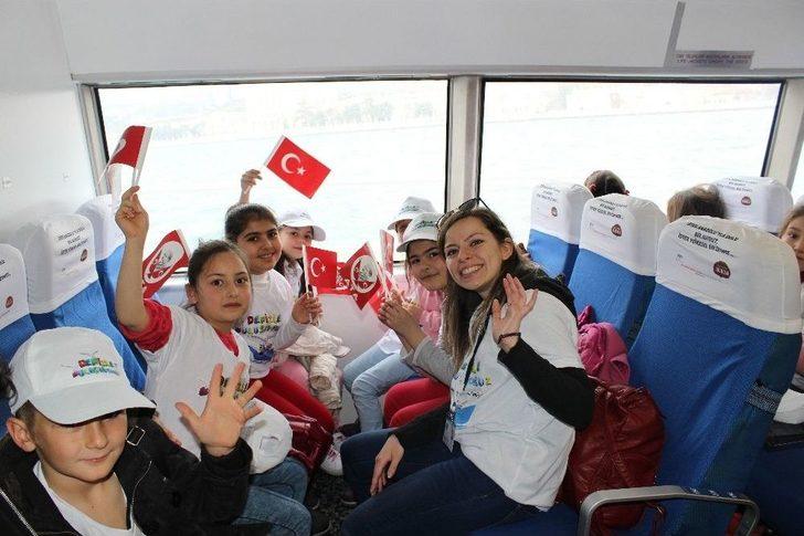 İstanbullu Çocuklar Çifte Bayram Yaşadı G4