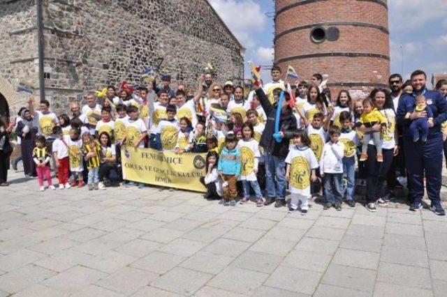 İzmir Fenerbahçe'den Çok 