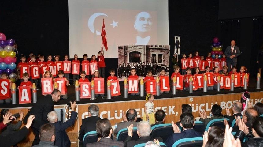 23 Nisan Boz&uuml;y&uuml;k&rsquo;te Coşku İle Kutlandı