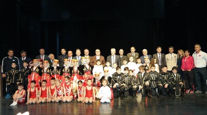 Bartın&rsquo;da 23 Nisan Ulusal Egemenlik Ve &Ccedil;ocuk Bayramı Kutlandı