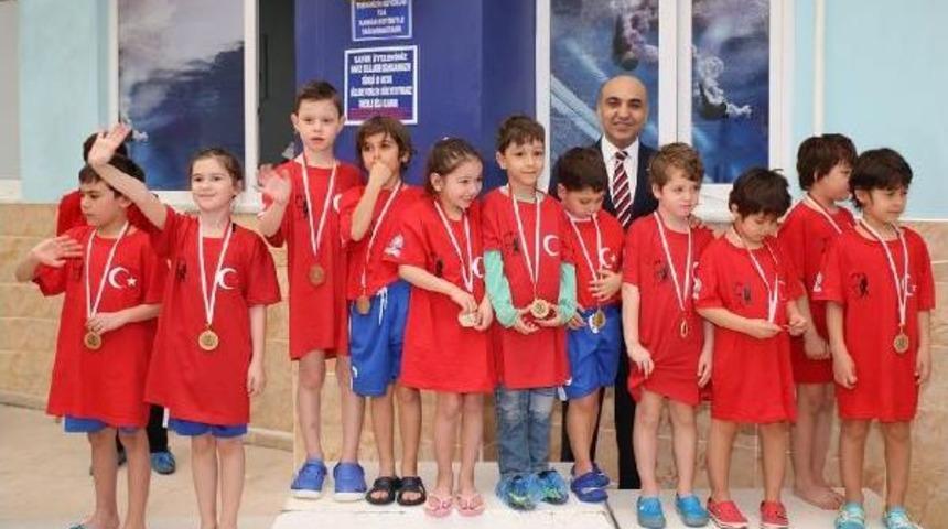 Bakırk&ouml;y'de 23 Nisan Spor Etkinlikleriyle Kutlandı