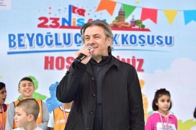 Hasköy Sahilde '23 Nisan Çocuk Koşusu' Yapıldı 