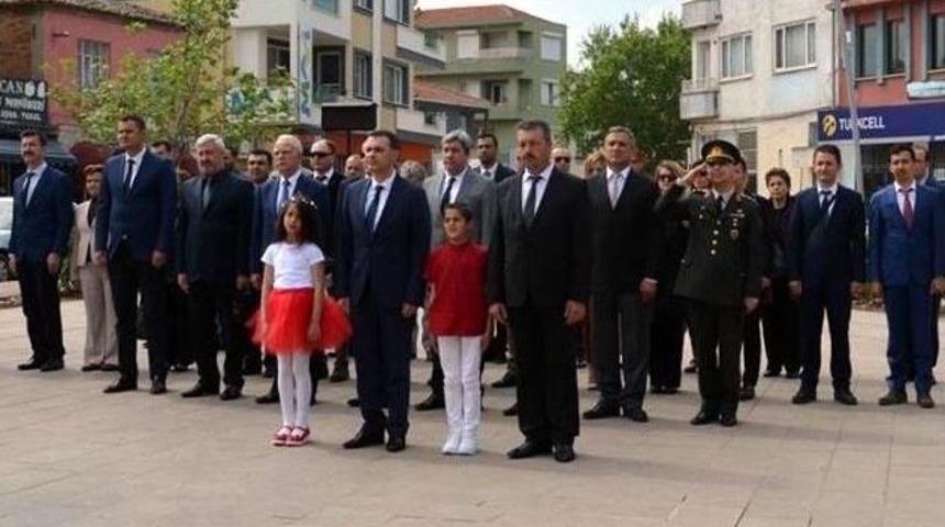 G&ouml;me&ccedil;&rsquo;te 23 Nisan Coşkusu