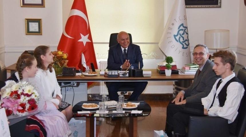 Kardeş Şehir Kecskemet&rsquo;in &Ccedil;ocukları S&uuml;leymanpaşa&rsquo;da