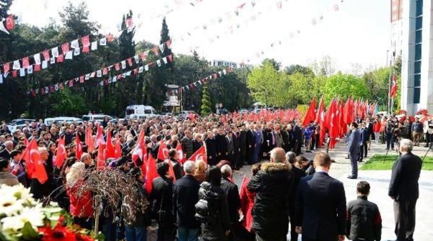 Beylikd&uuml;z&uuml;'nde 23 Nisan Renkleri&nbsp;