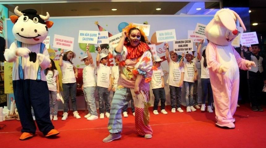 23 Nisan Coşkusu Avm&rsquo;de