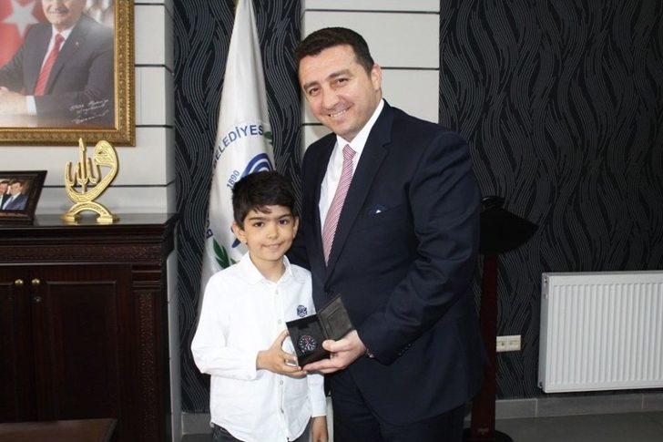 Bozüyük Belediye Başkanı Bakıcı, Koltuğunu Öğrencilere Devretti G3