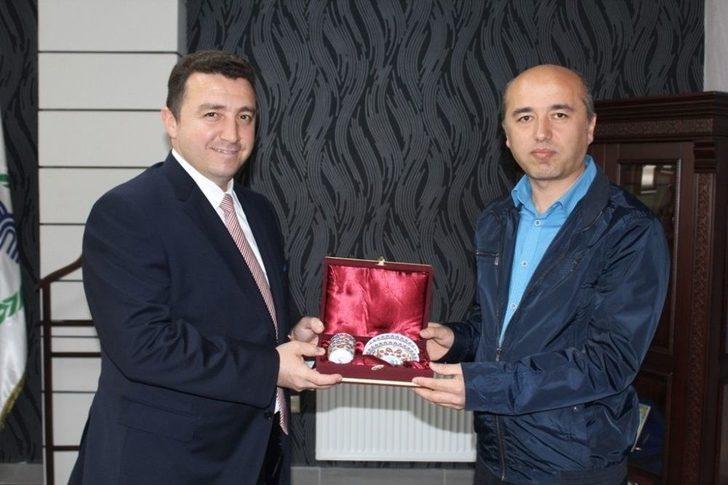 Bozüyük Belediye Başkanı Bakıcı, Koltuğunu Öğrencilere Devretti G5