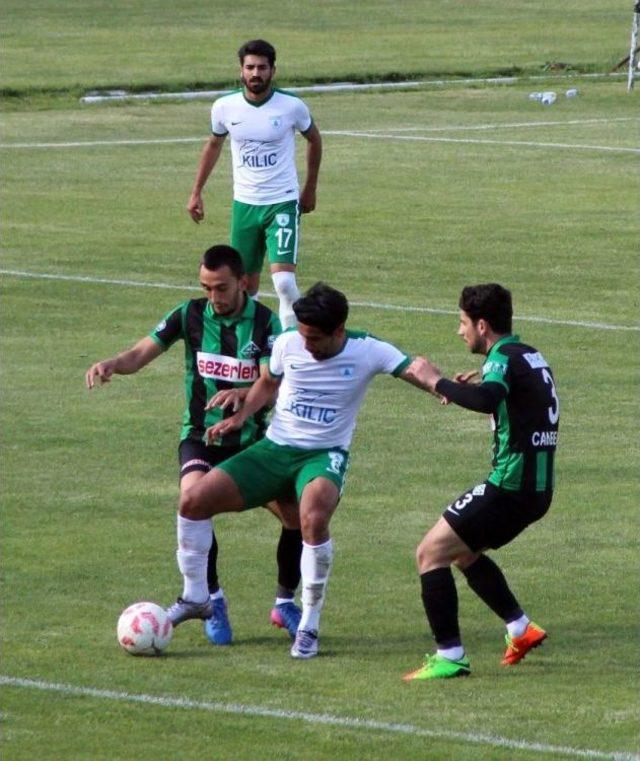 Muğlaspor Taraftarını 3 Puanla Veda Etti