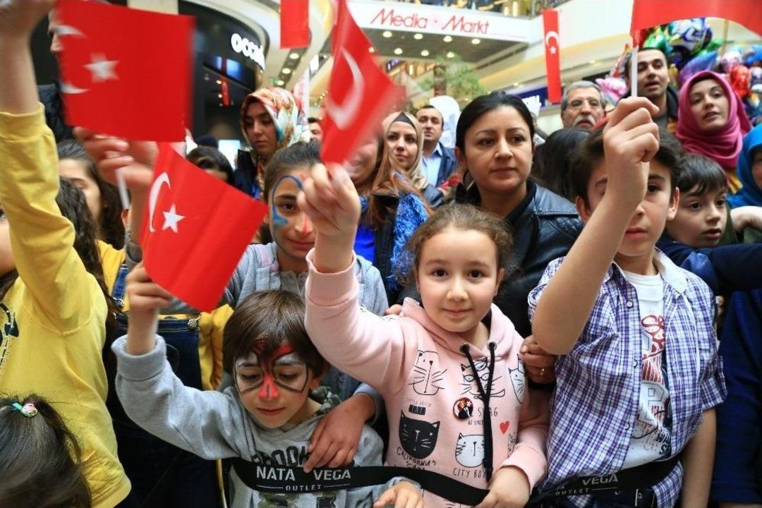 Nata Vega&rsquo;da 23 Nisan Coşkusu