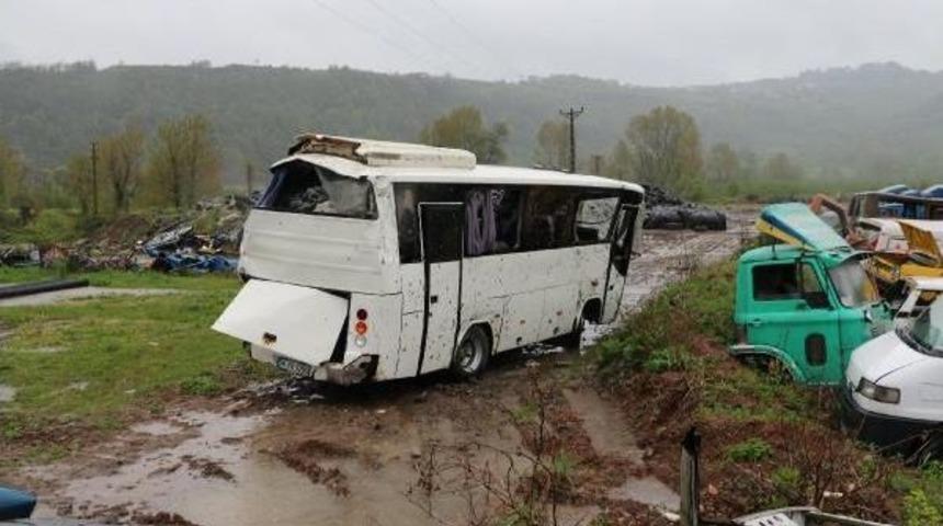 Babasını Toprağa Verdiği G&uuml;n Oğlunu 9 Yakınını Kaybetti (3)