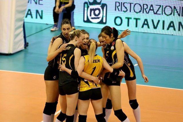 Vakıfbank Avrupa’nın En Büyüğü