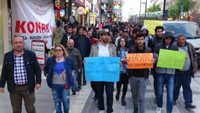 Avcılar'da Referandum Sonuçları Protesto Edildi