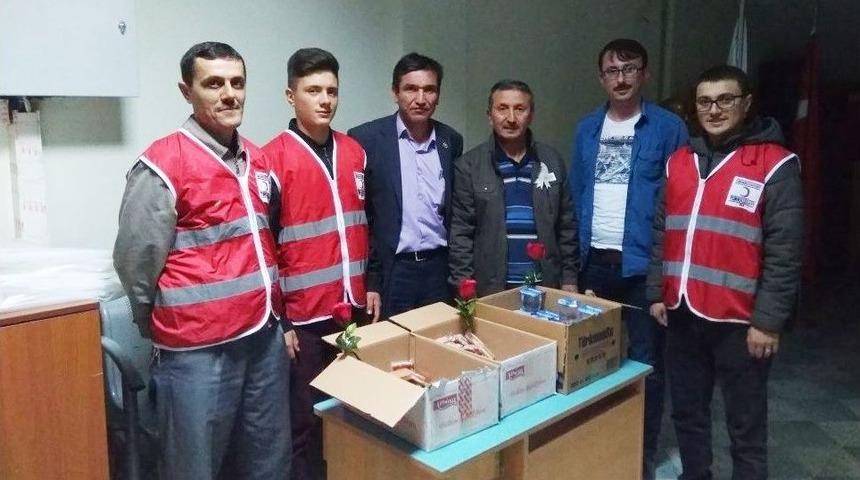 Hisarcık&rsquo;ta Kızılay&rsquo;dan Kandil Lokumu