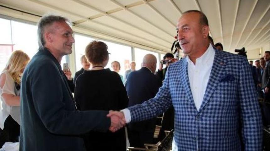 Bakan &Ccedil;avuşoğlu: Sek&uuml;ler Bir Suriye Olmasını Istiyoruz