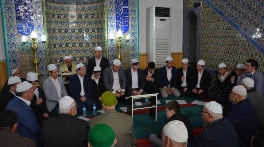 Mira&ccedil; Kandili&rsquo;nde Camiler Doldu Taştı