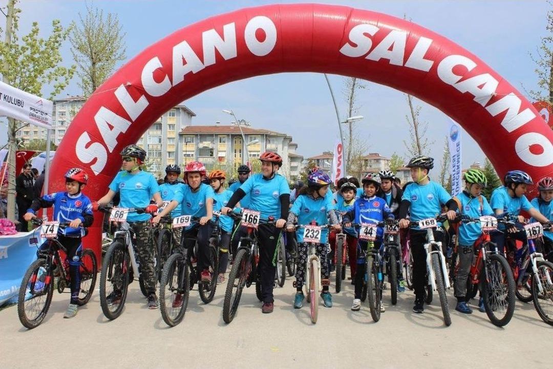 B&uuml;y&uuml;k&ccedil;ekmece&rsquo;de Pedallar 23 Nisan İ&ccedil;in D&ouml;nd&uuml;