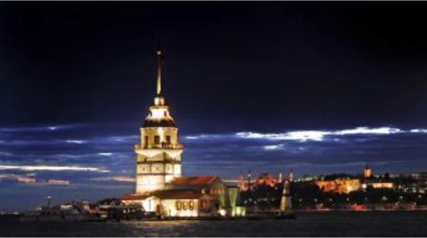 İstanbul D&uuml;nyanın D&ouml;rt Bir Yanından Turist &Ccedil;ekiyor