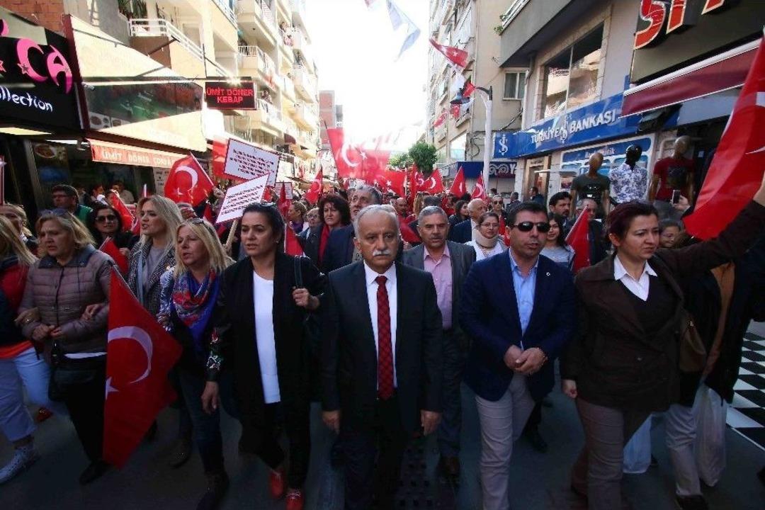 Bayraklı&rsquo;da 23 Nisan Coşkusu